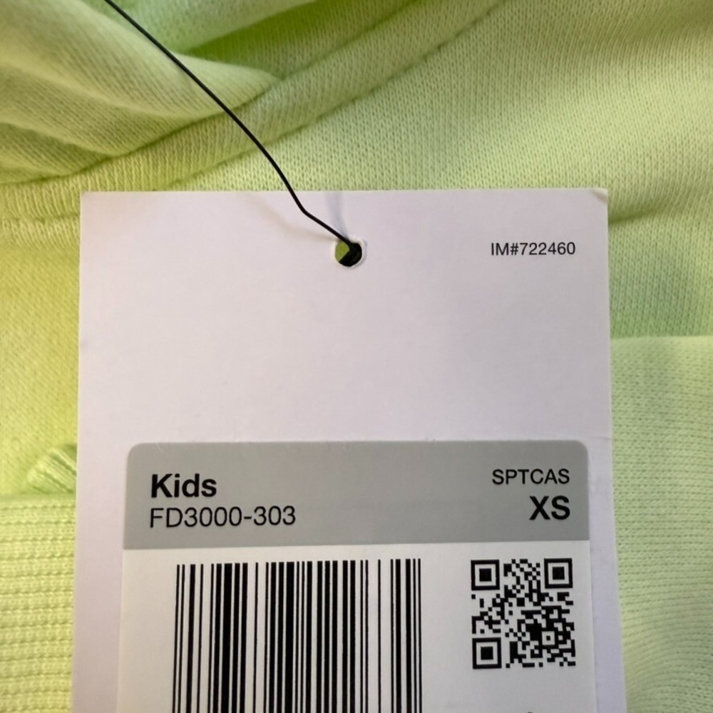 Nike All Kids Fit Sportswear Club Fleece Hoodie NWT - Size XS - Lime Ice‎ - Picture 9 of 11